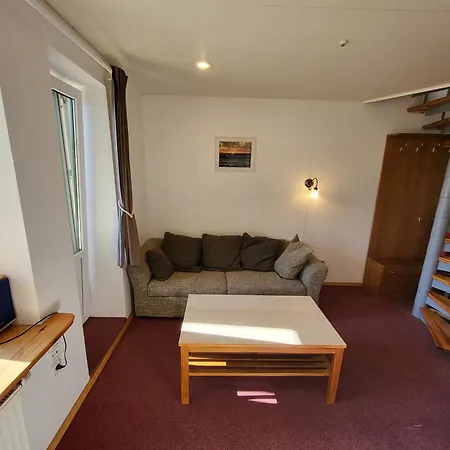 Apartamentai Per Du Aukstus Vytauto G., *